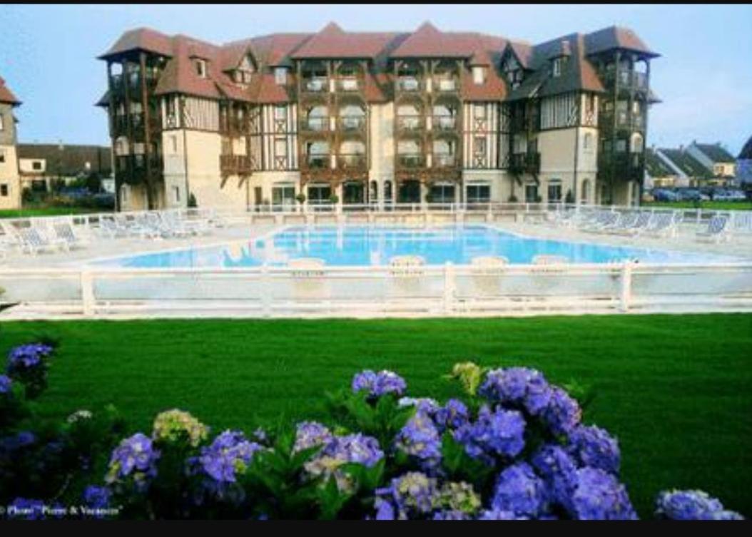 Appartement - Residence Du Golf Deauville 2 Экстерьер фото